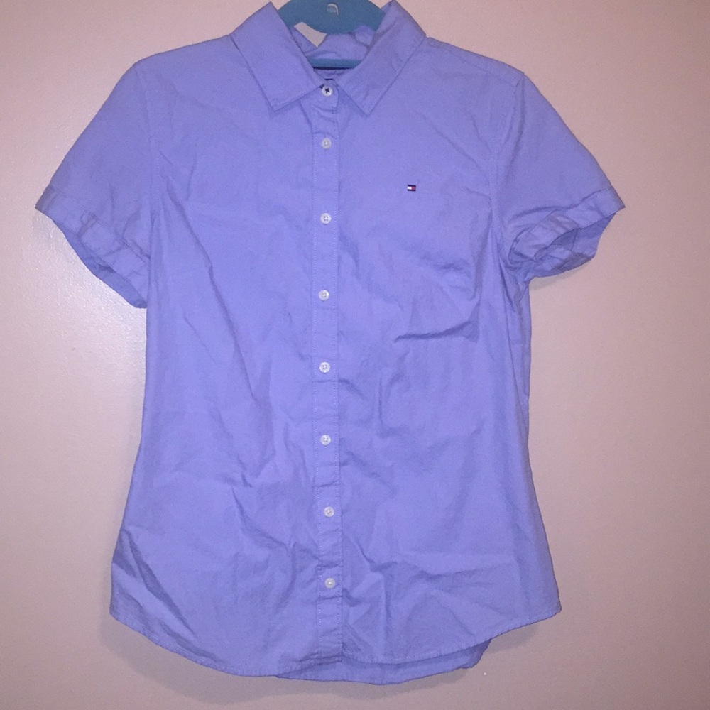 Women’s Tommy Hilfiger shirt